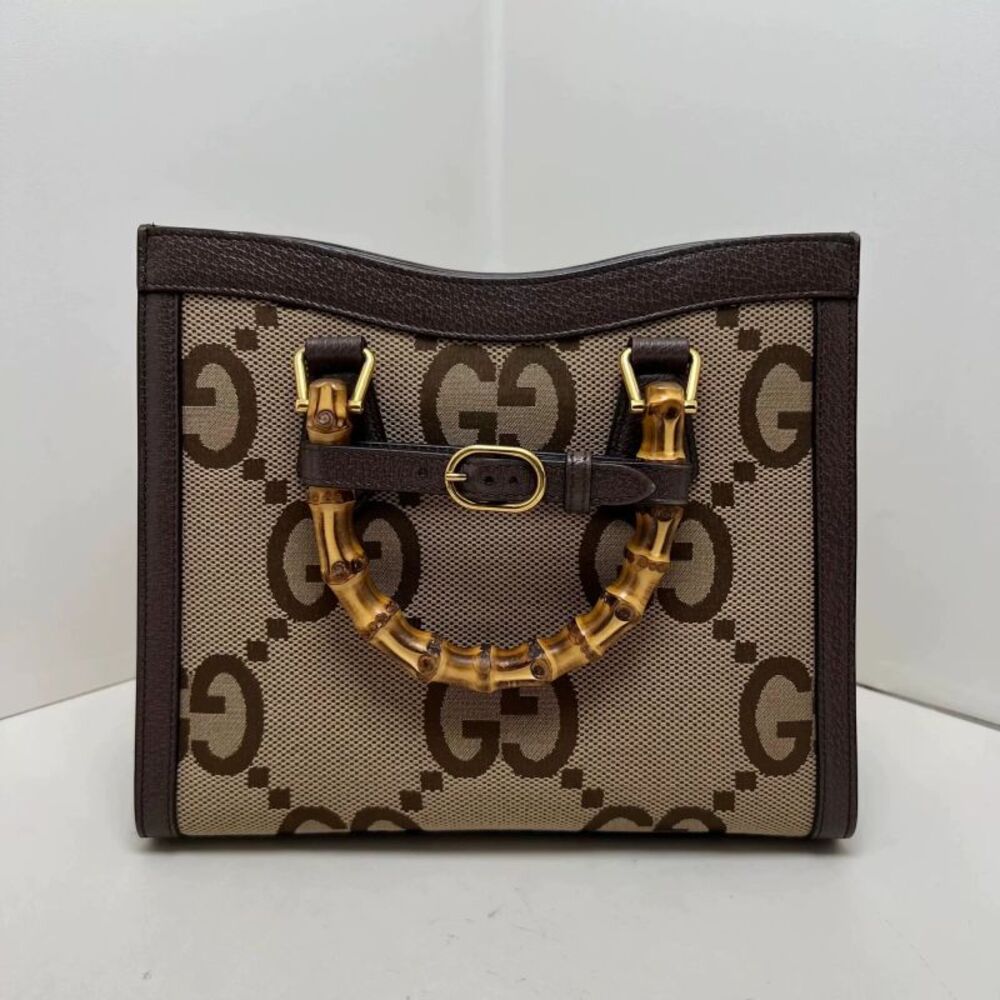 Gucci Women Pre-Loved Bag Very Good Condition - Picture 5 of 9